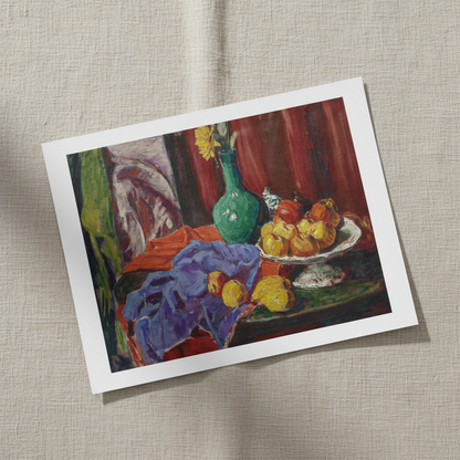 40×50 cm unframed archival print resting on light linen fabric. Soft natural daylight, gentle shadows, artisanal fine-art photography style.
